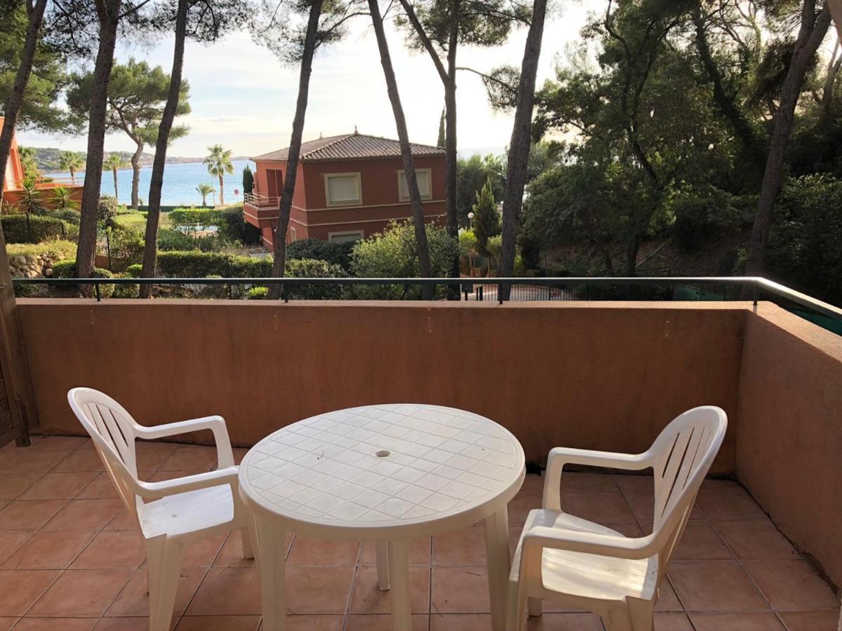 50M Plage T2 Grande Terrasse Vue Mer Climatise Piscine Chauffee, Parking Clos Gratuit Sanary-sur-Mer Ngoại thất bức ảnh